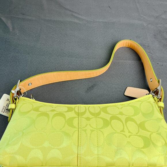 Coach vintage signature hampton baguette shoulder bag in yellow green 6371 - Picture 10 of 10